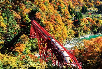 黒部峡谷　トロッコ電車