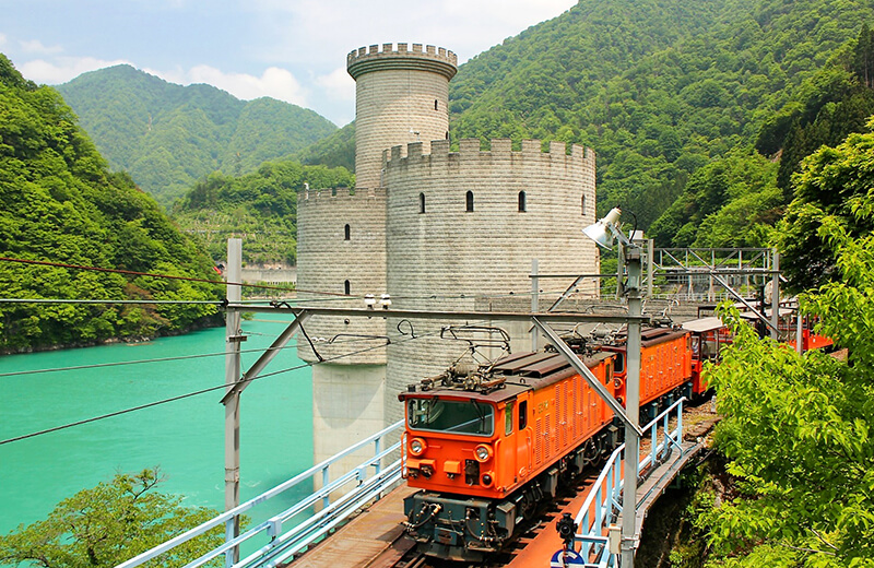 トロッコ電車