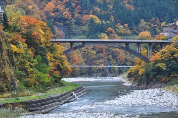 宇奈月温泉の紅葉