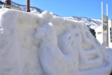 雪像（サン柳亭）